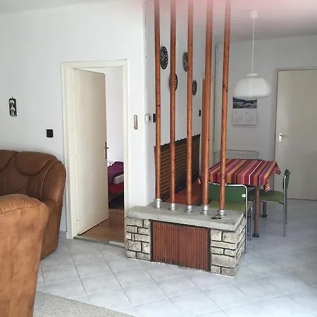 Siraly Διαμέρισμα Balatonfůzfő