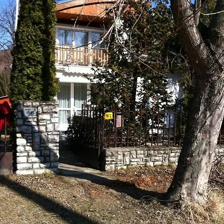 Διαμέρισμα Siraly *